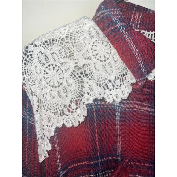 Sara Studio Long Sleeve Red Flannel Lace Button Up Shirt Women’s Large Crocheted - Picture 3 of 7